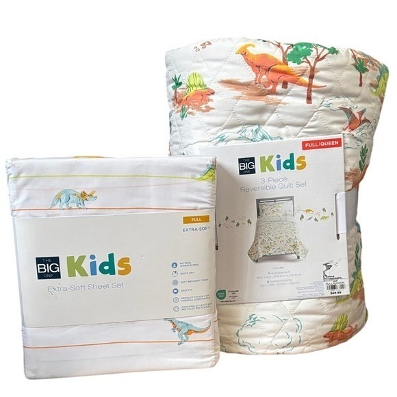 The Big One Kids Dinosaur Reversible Quilt Set Queen/Full & Full Sheets NWT